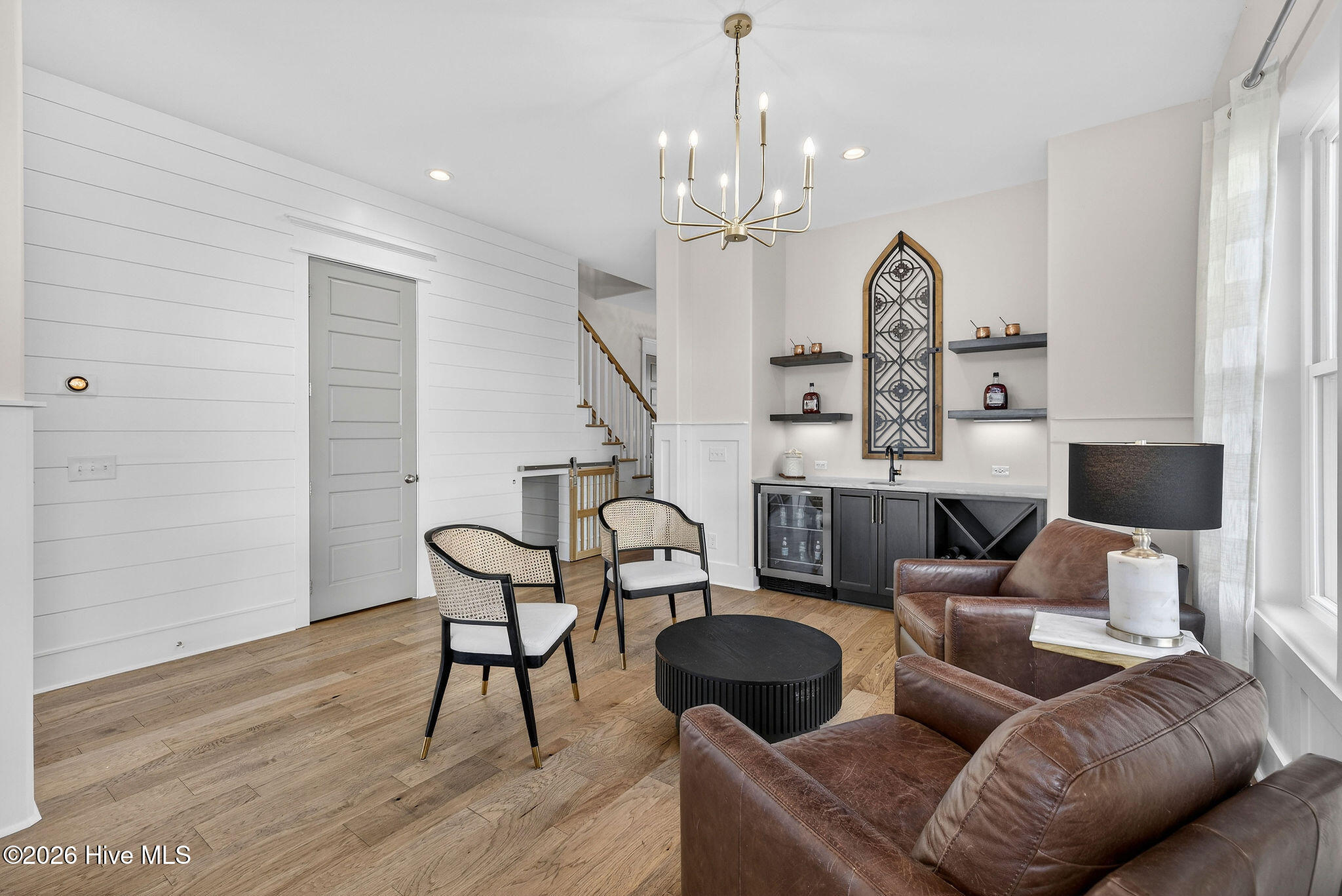 100552063 | Photo 17