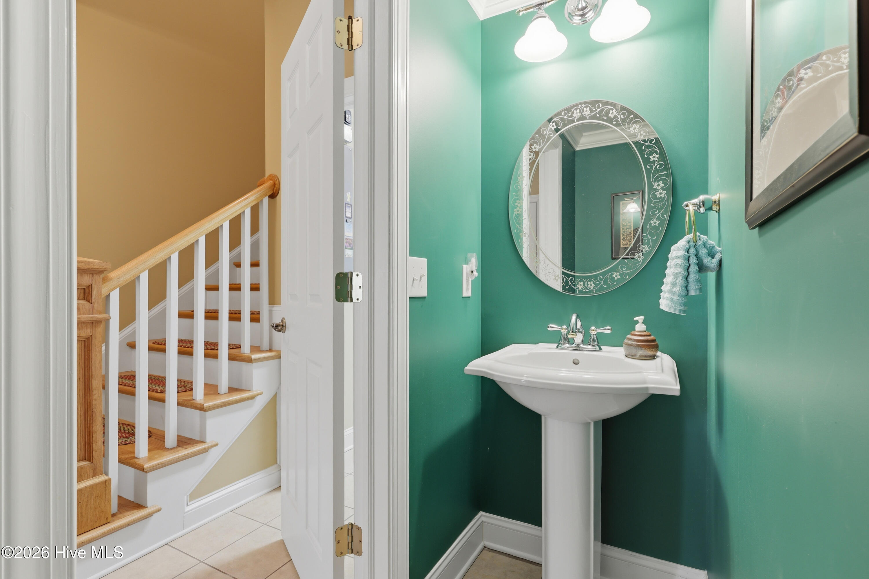 100558139 | Photo 46