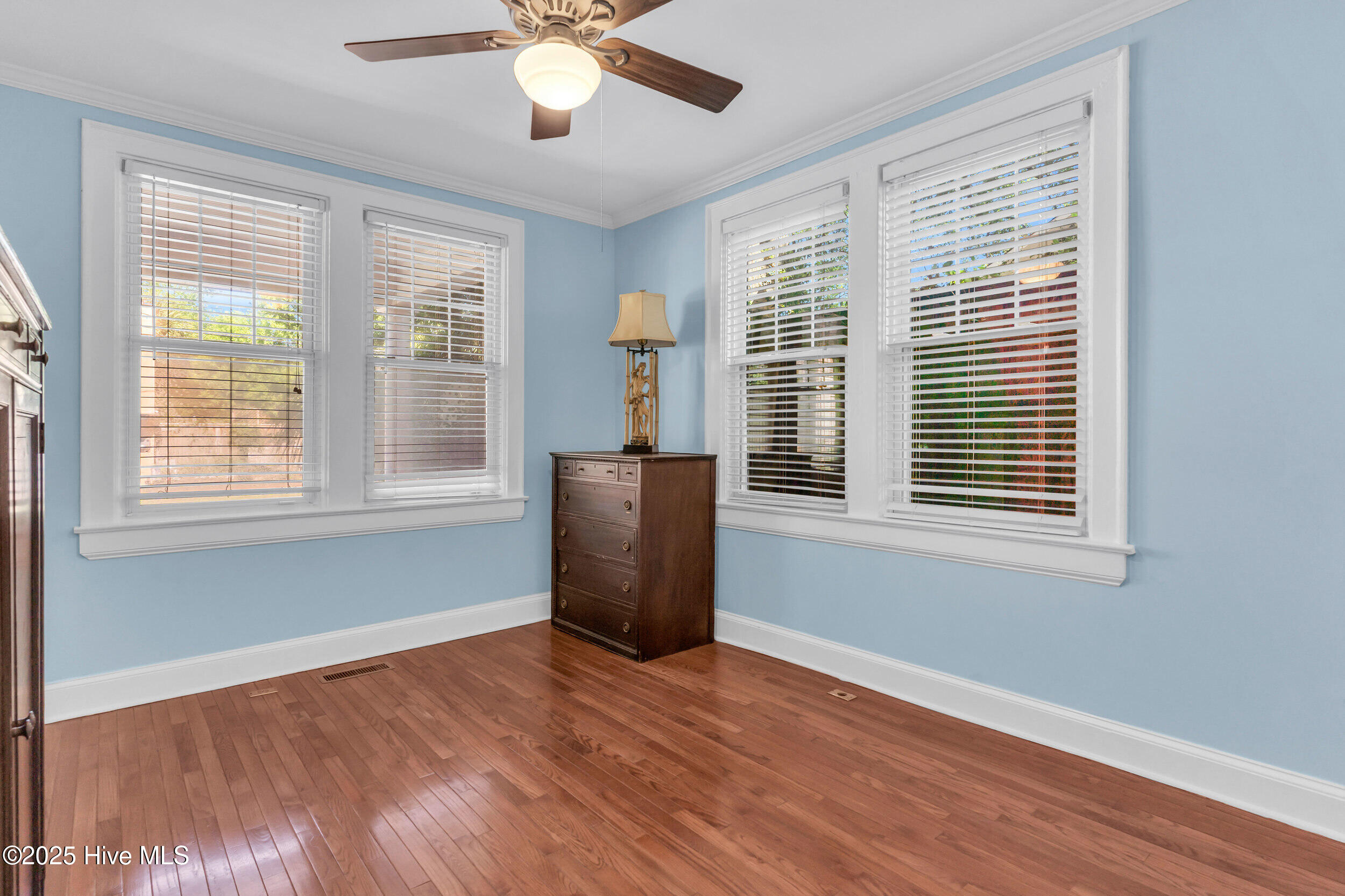 100514178 | Photo 27