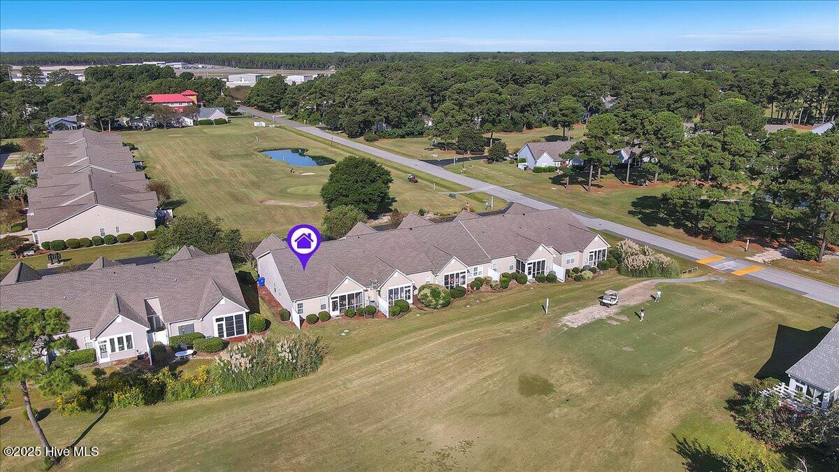 100532854 | Photo 40