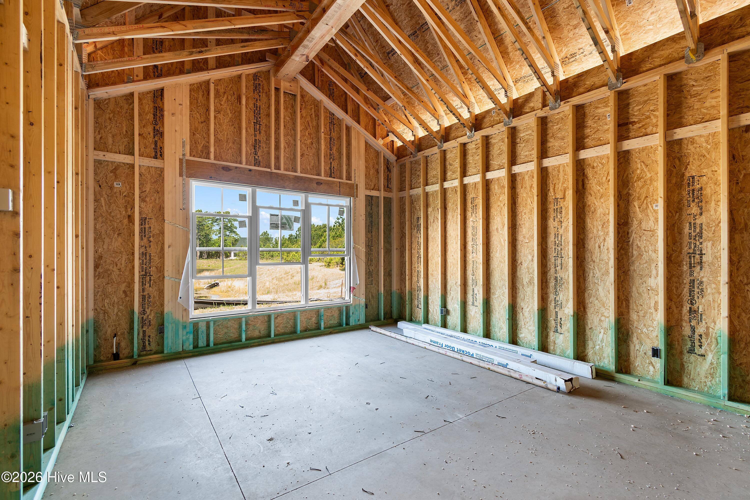 100555339 | Photo 16