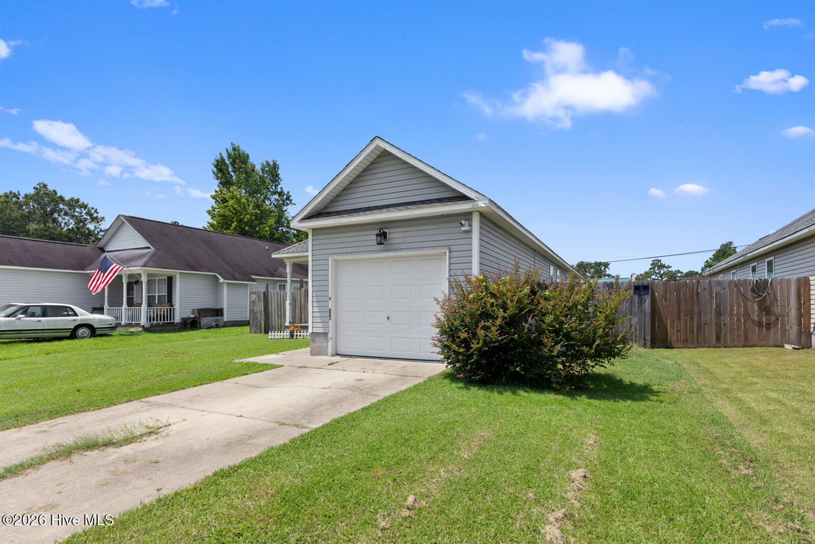 Exterior photo of 506 Mattocks Avenue, Maysville, NC 28555. MLS: 100592672