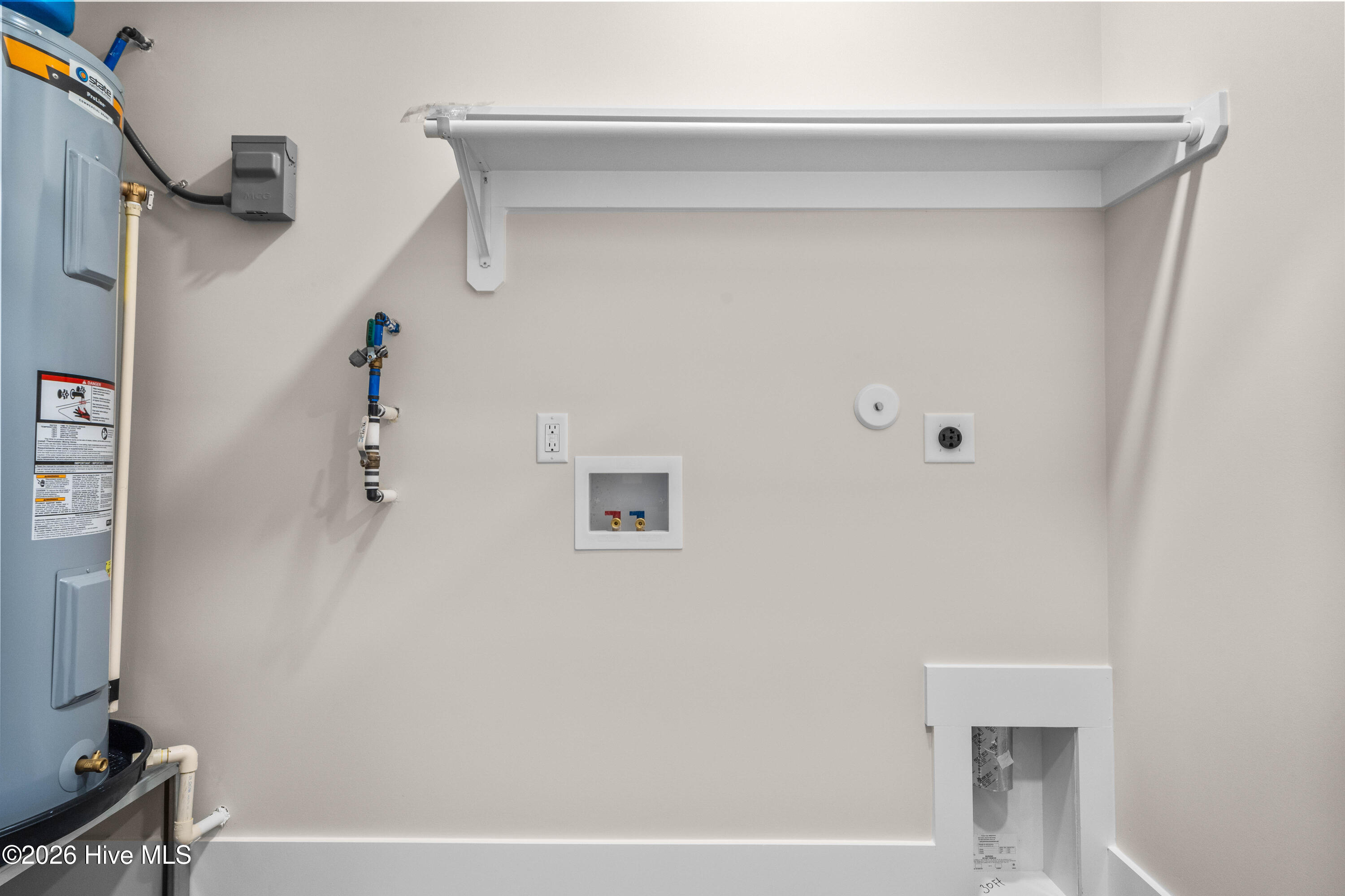 100523338 | Photo 14