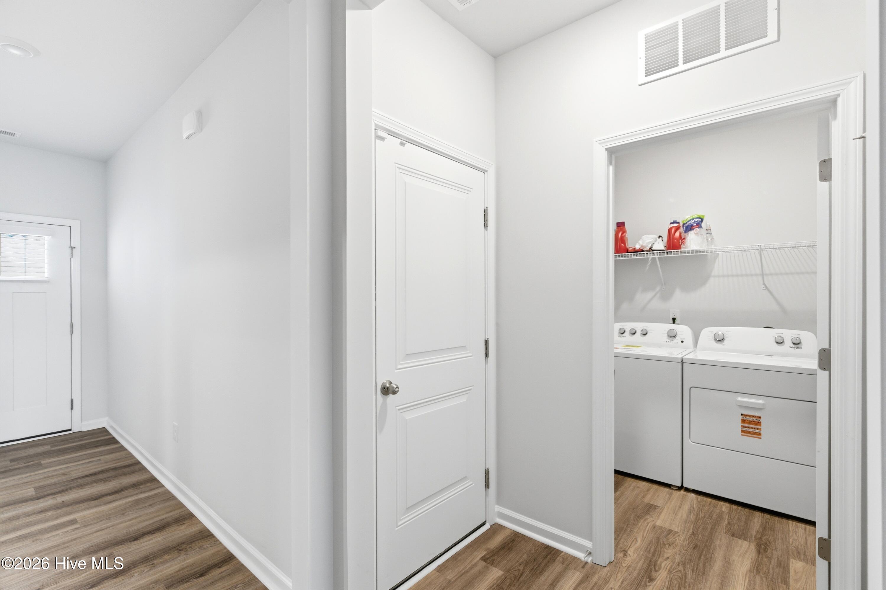 100563047 | Photo 39