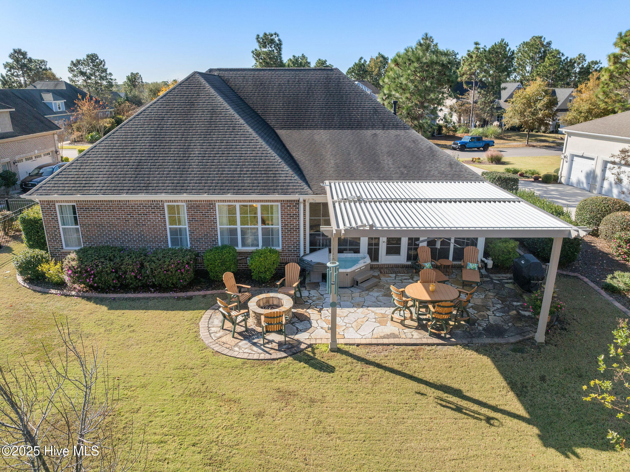 100541913 | Photo 95