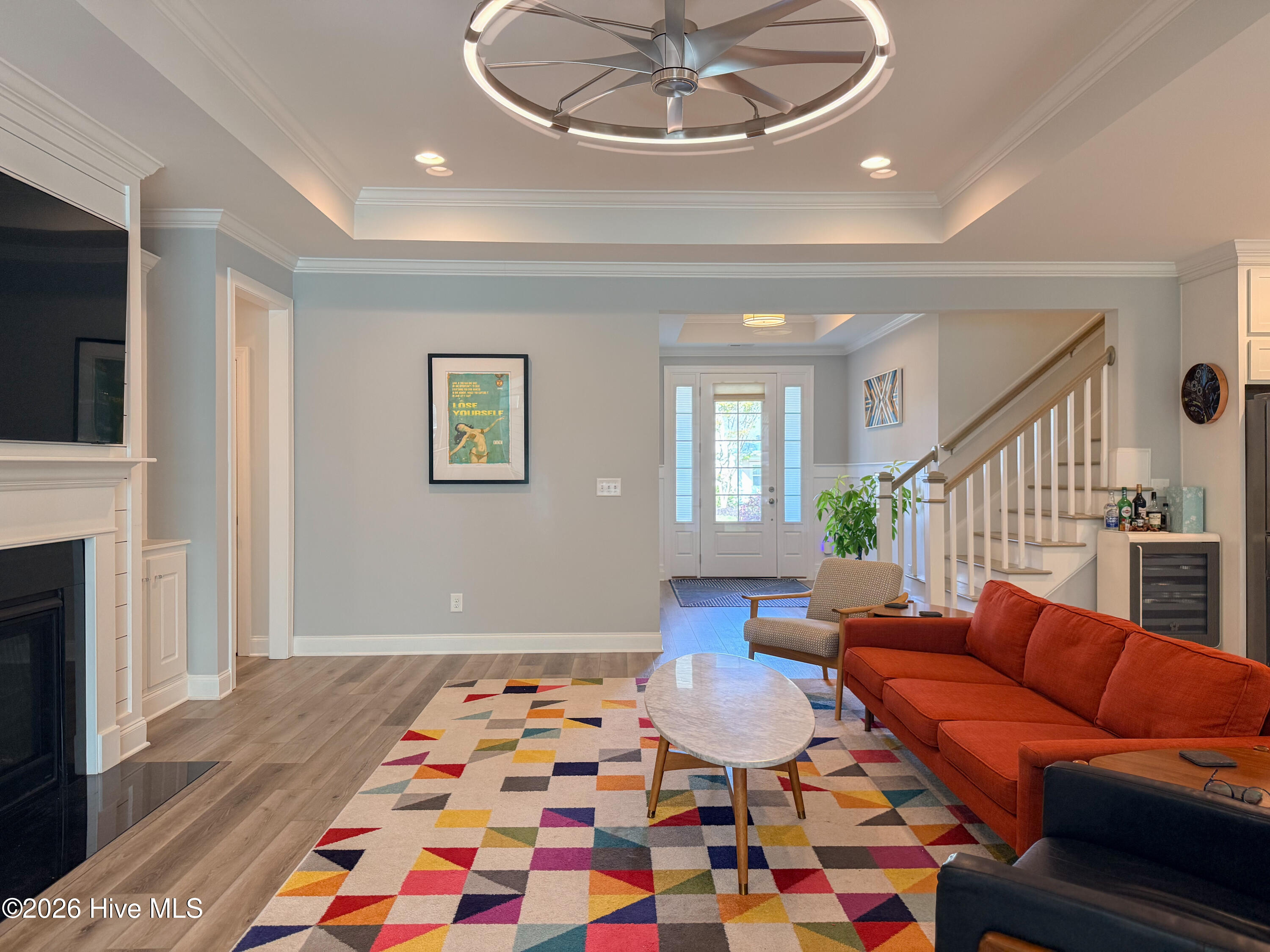 100567915 | Photo 13