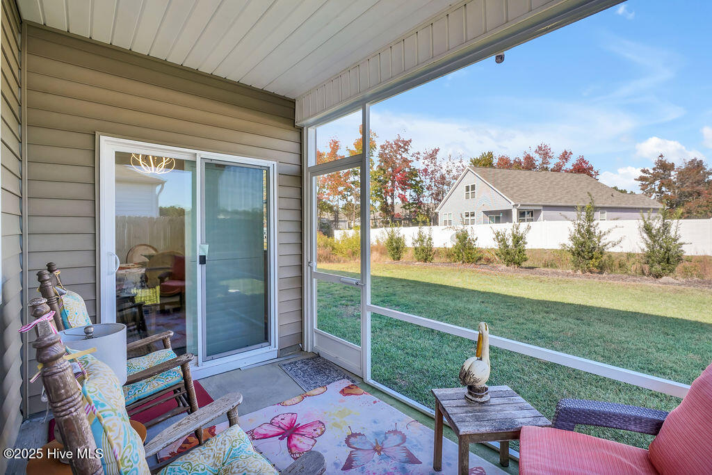 100540267 | Photo 13