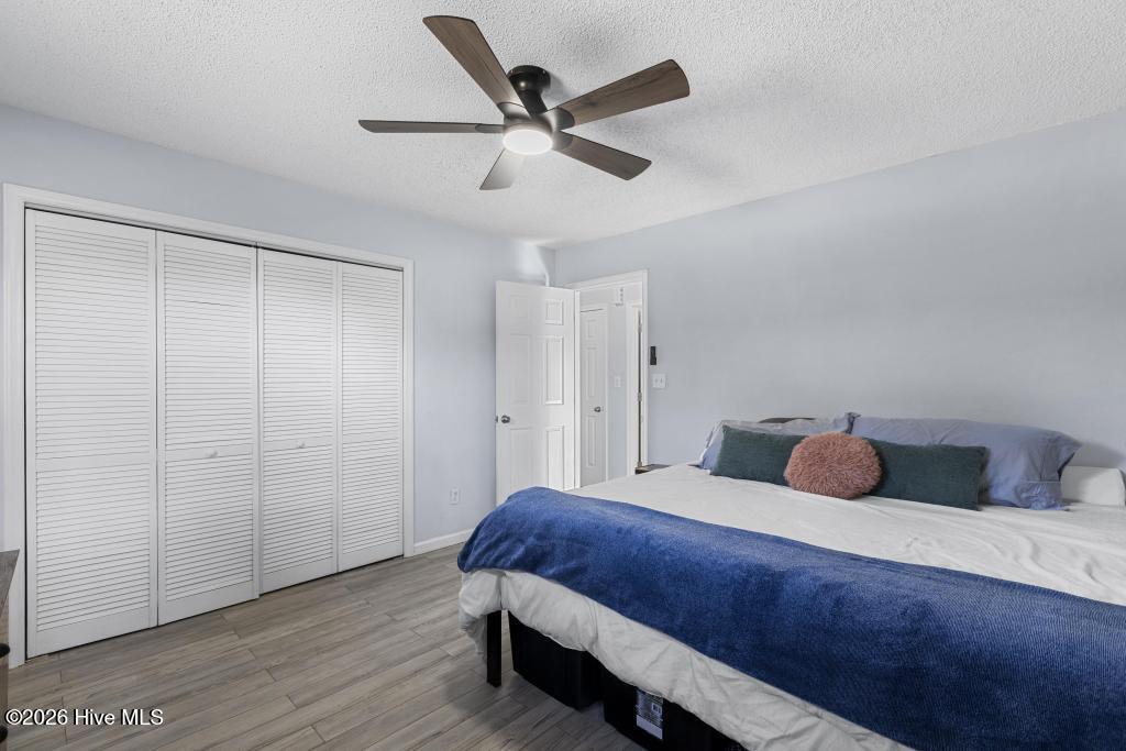 100553305 | Photo 14