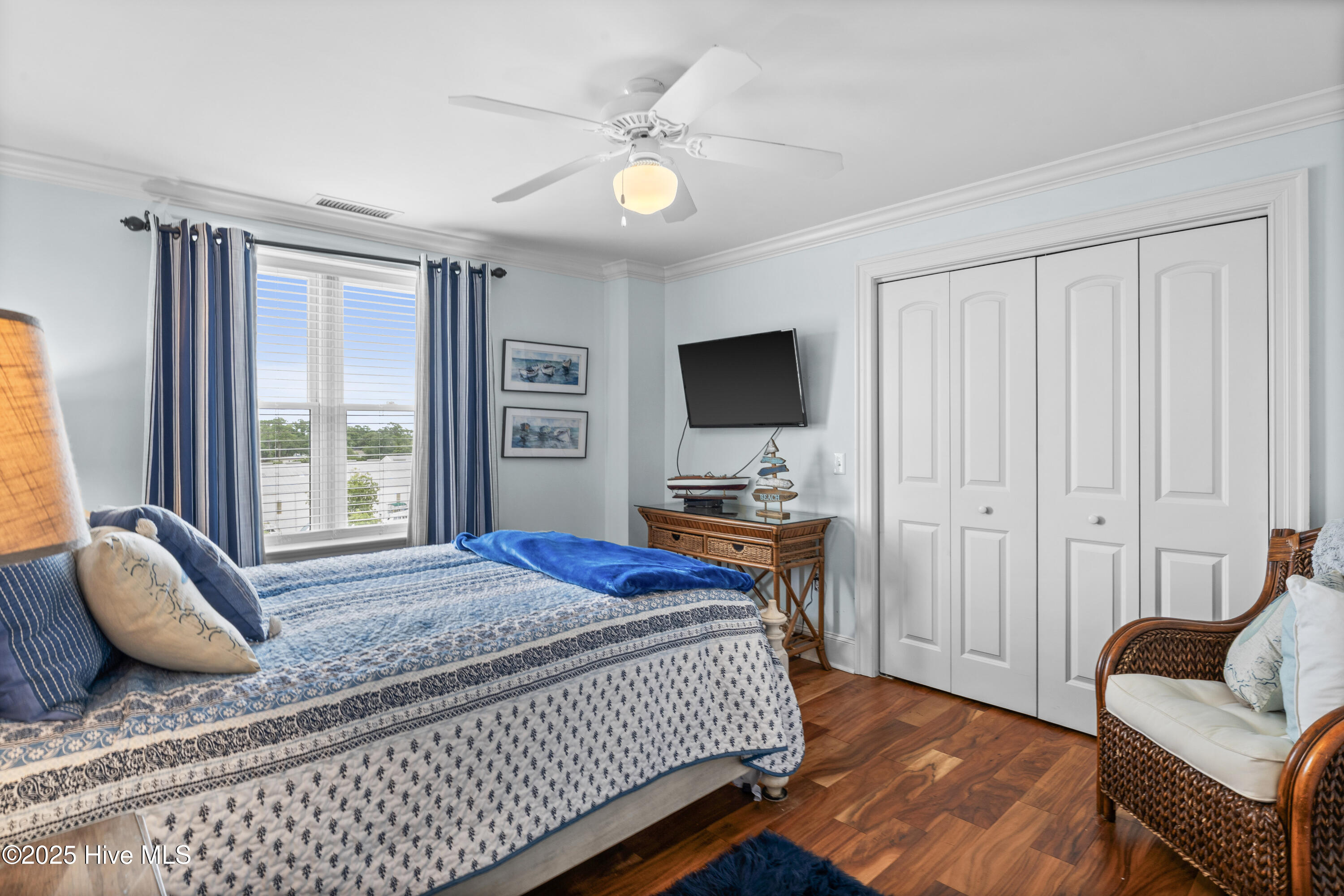 4425 Arendell Street 609,Morehead City