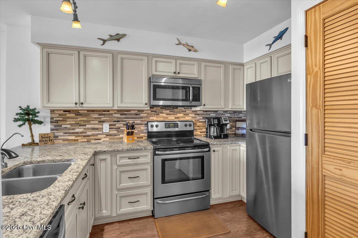 05-Final 601 Canal Dr Unit 6- RJREM-7668