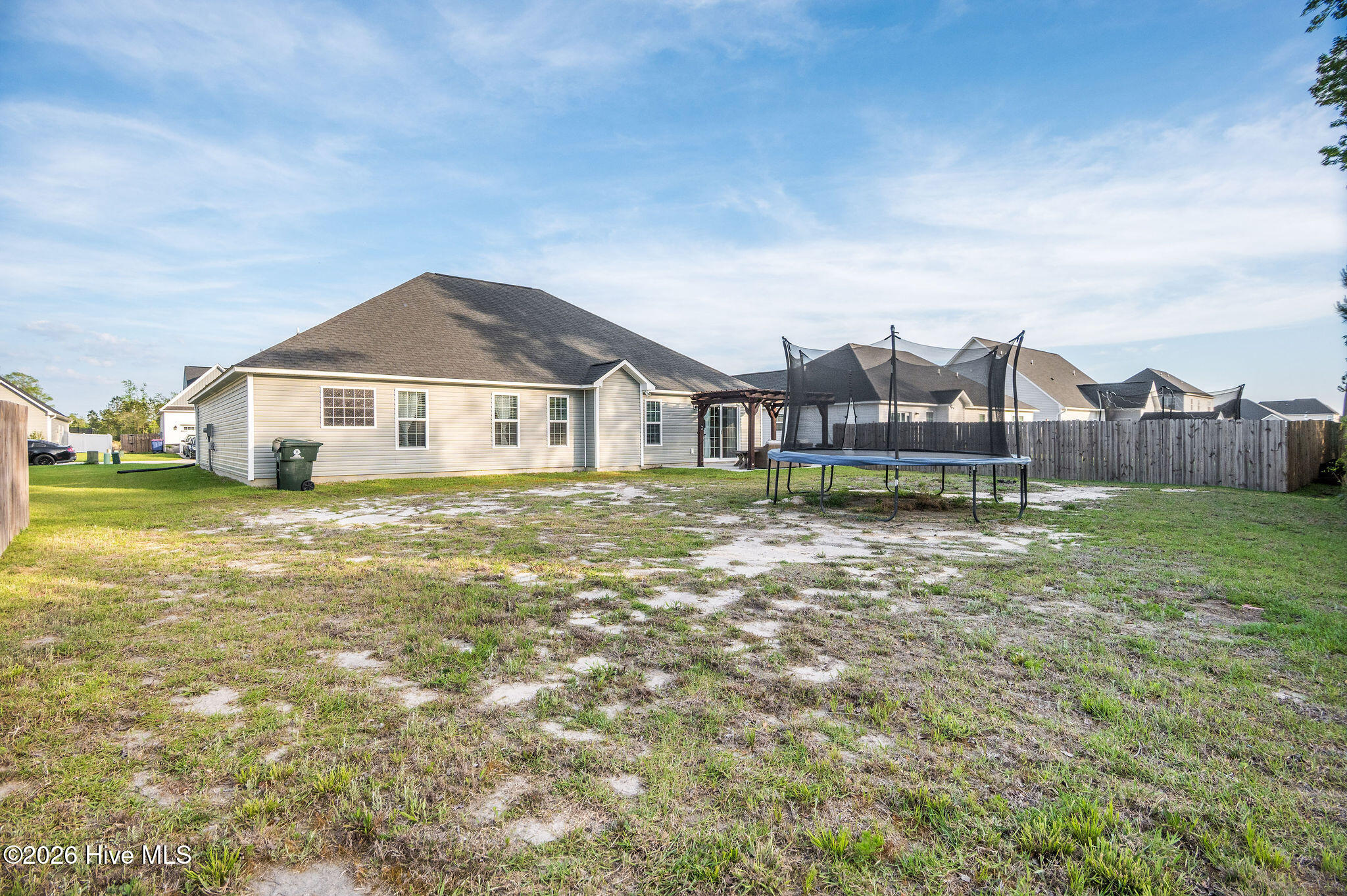 100568428 | Photo 55