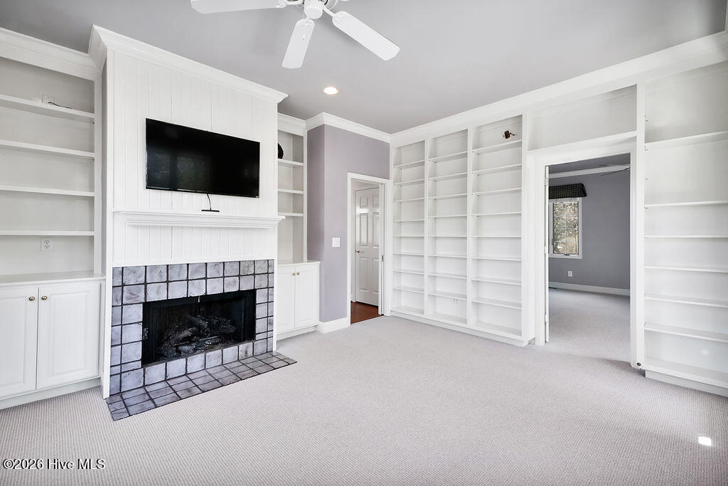 100564190 | Photo 33