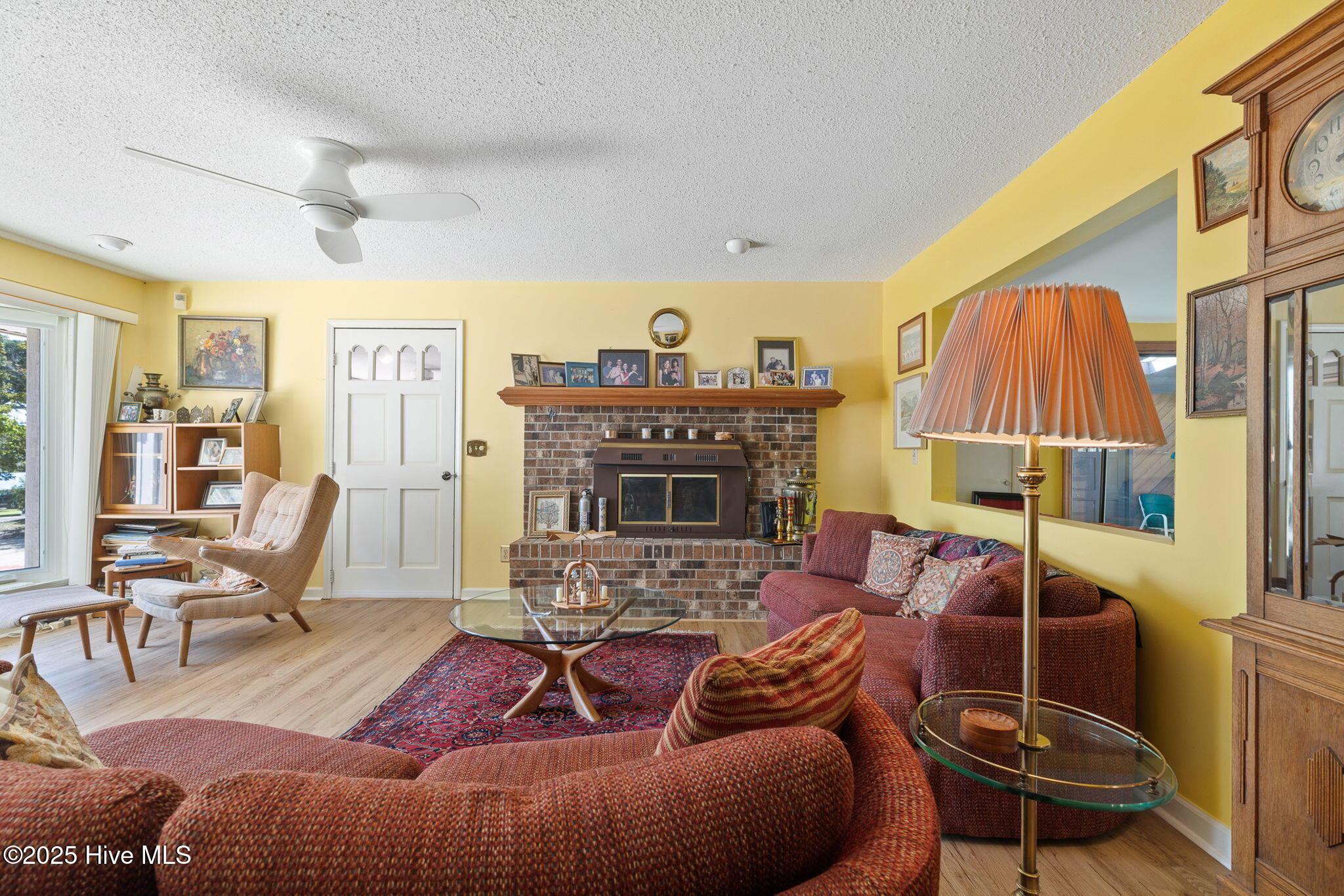 100531930 | Photo 15