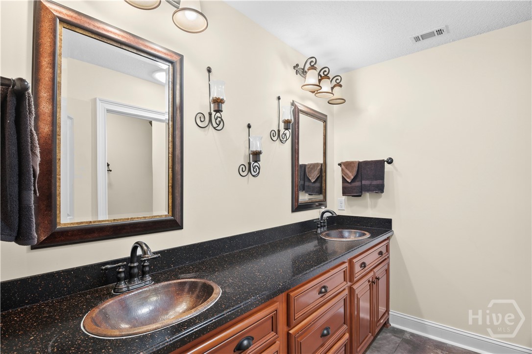 Upstairs Hall Bathroom