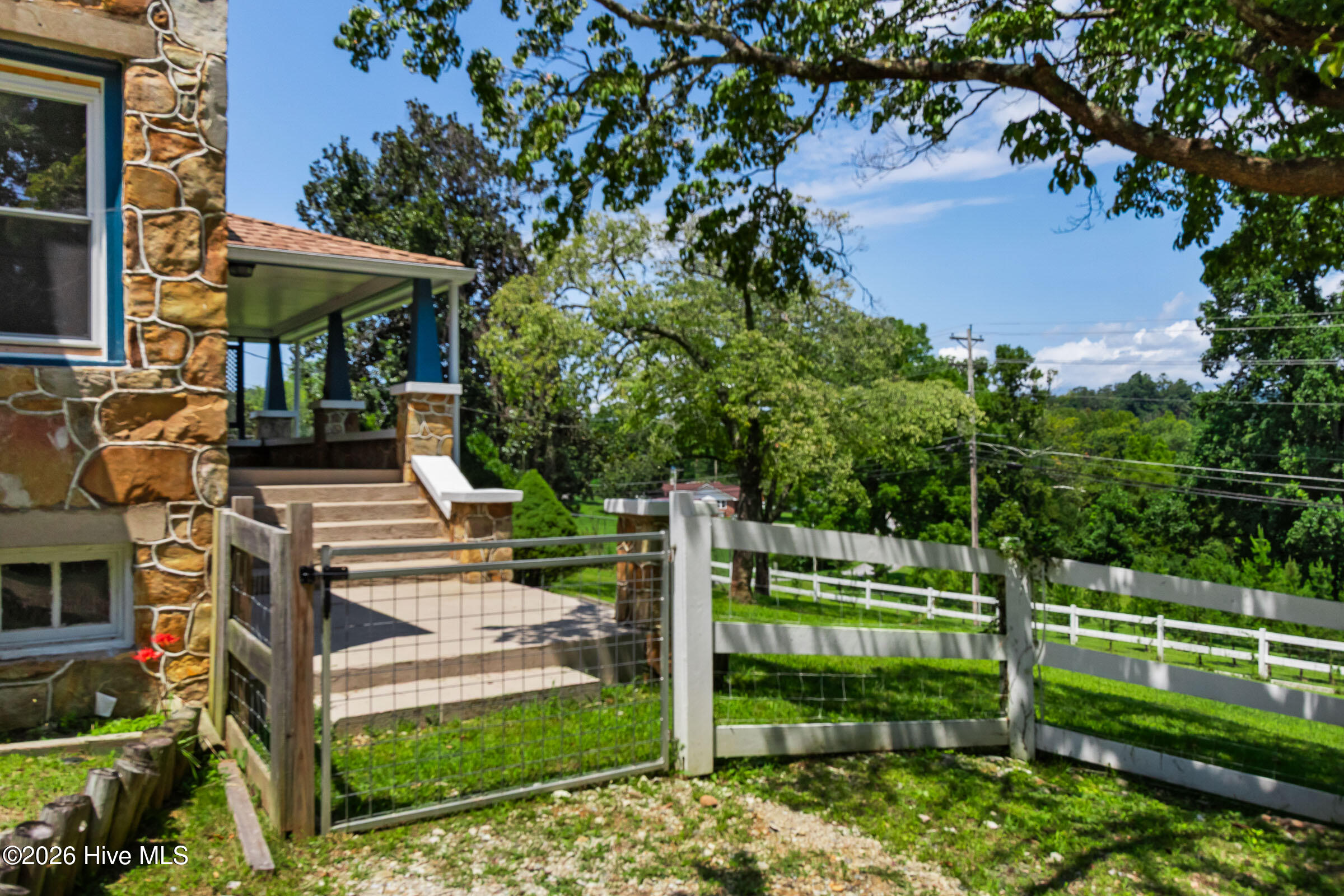 4th image of 952 Hiwassee St, Murphy, NC 28906 | MLS# 100596532