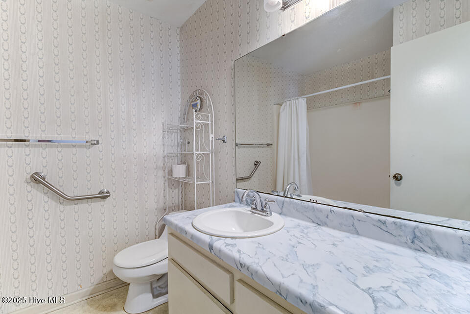 100541590 | Photo 19