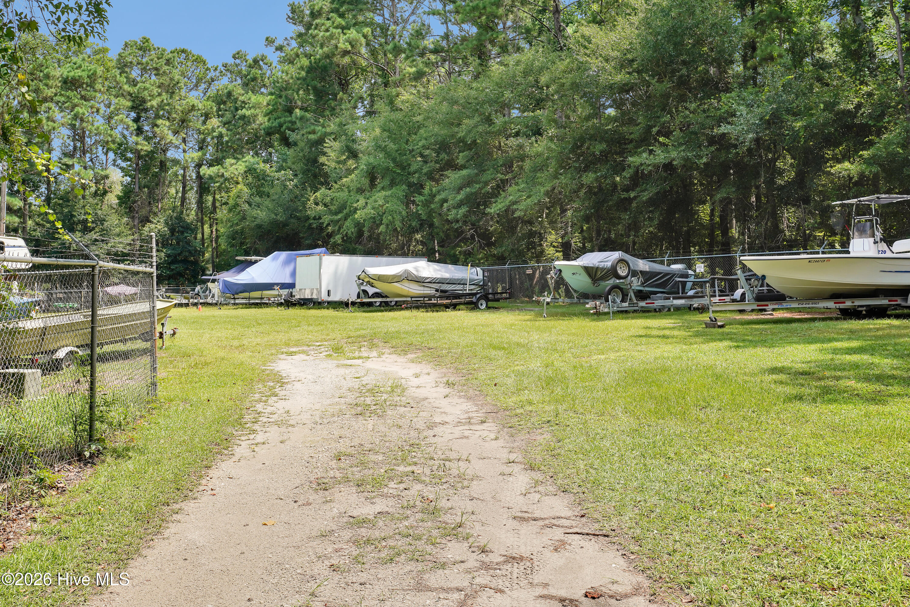 100549954 | Photo 23