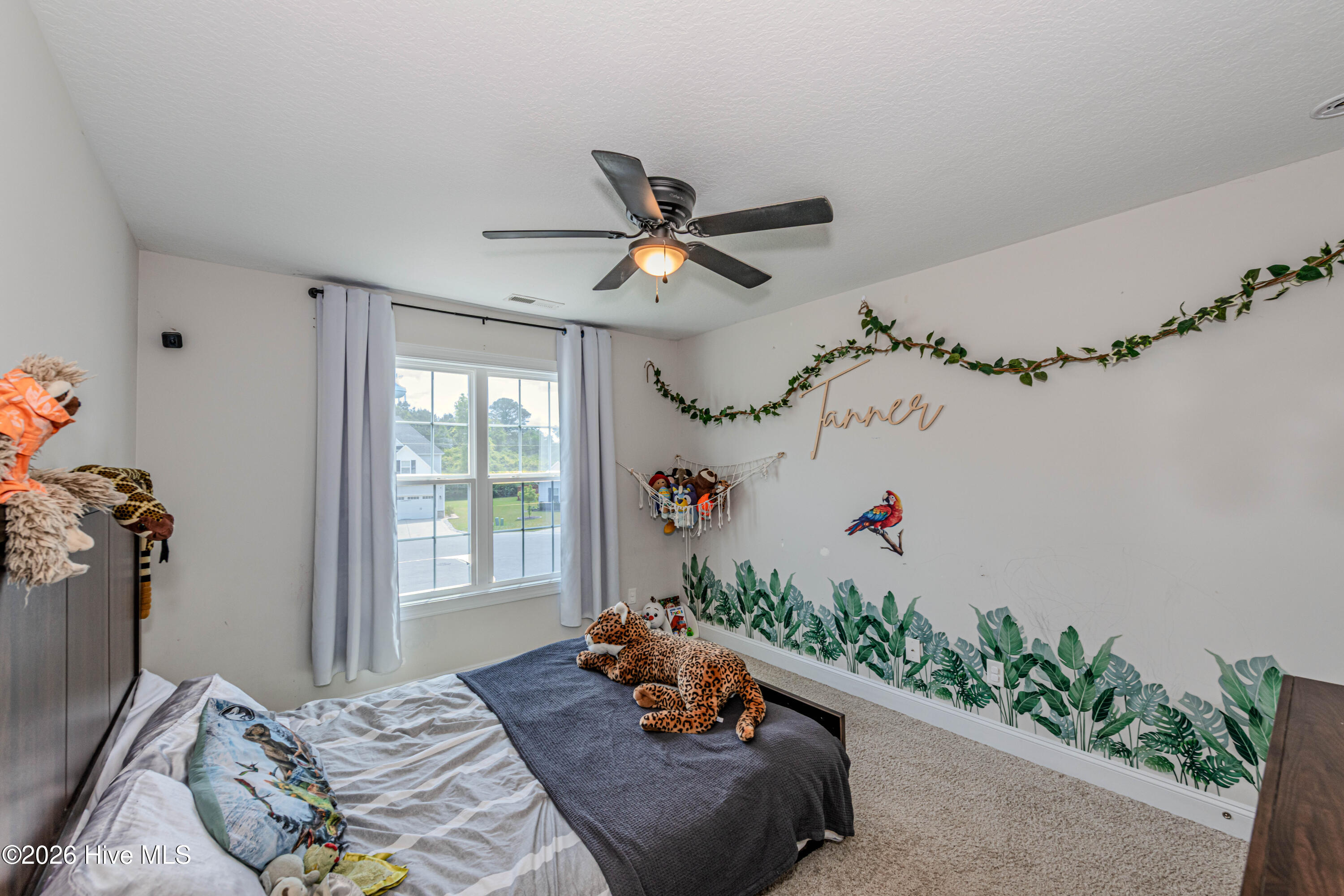 100570010 | Photo 68