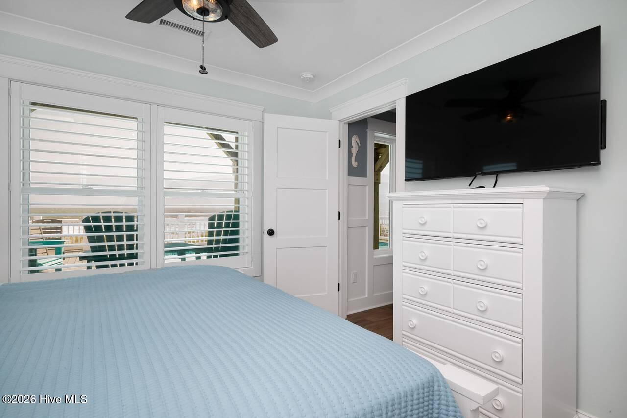 100560212 | Photo 117