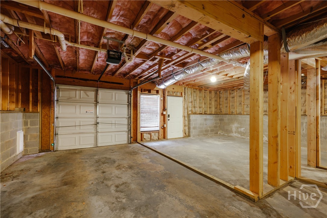 1 car garage basement parking