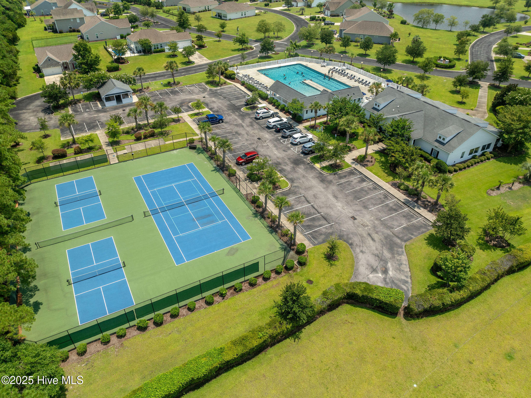 100550824 | Photo 49