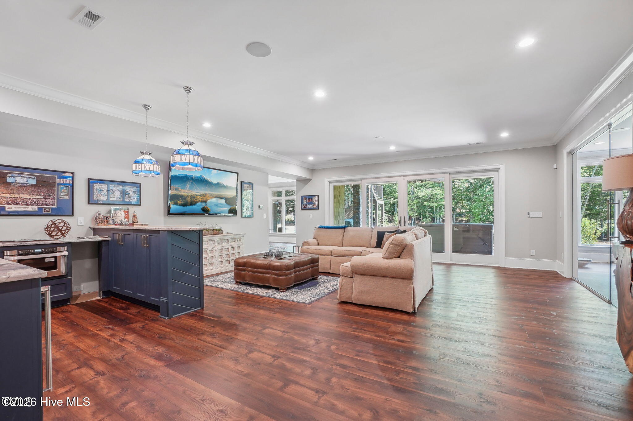 Open basement with kitchen