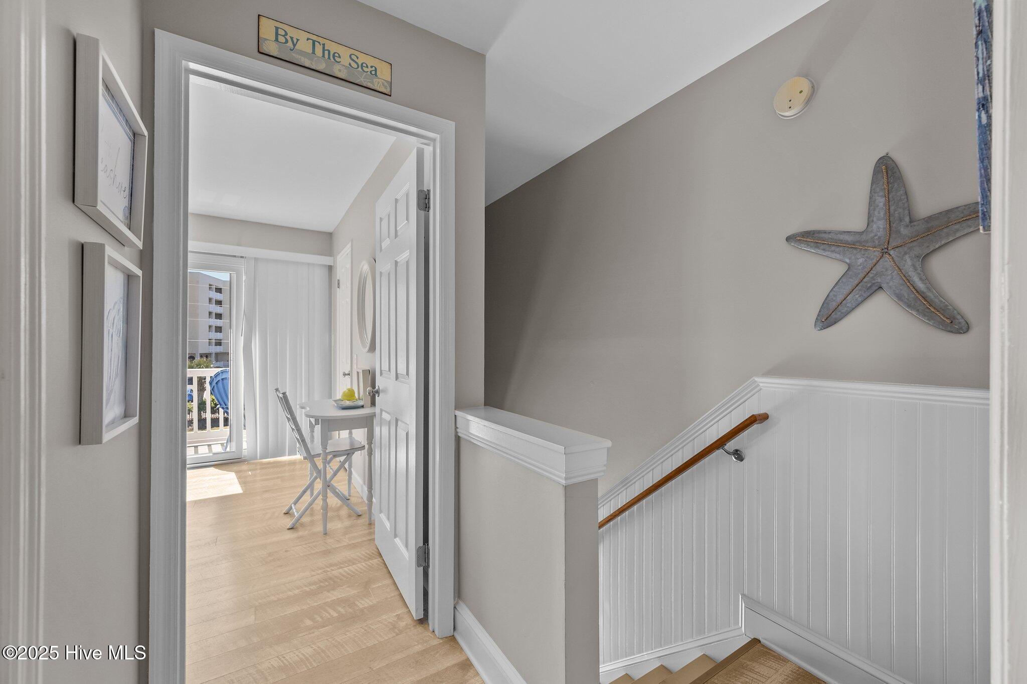 100497949 | Photo 18