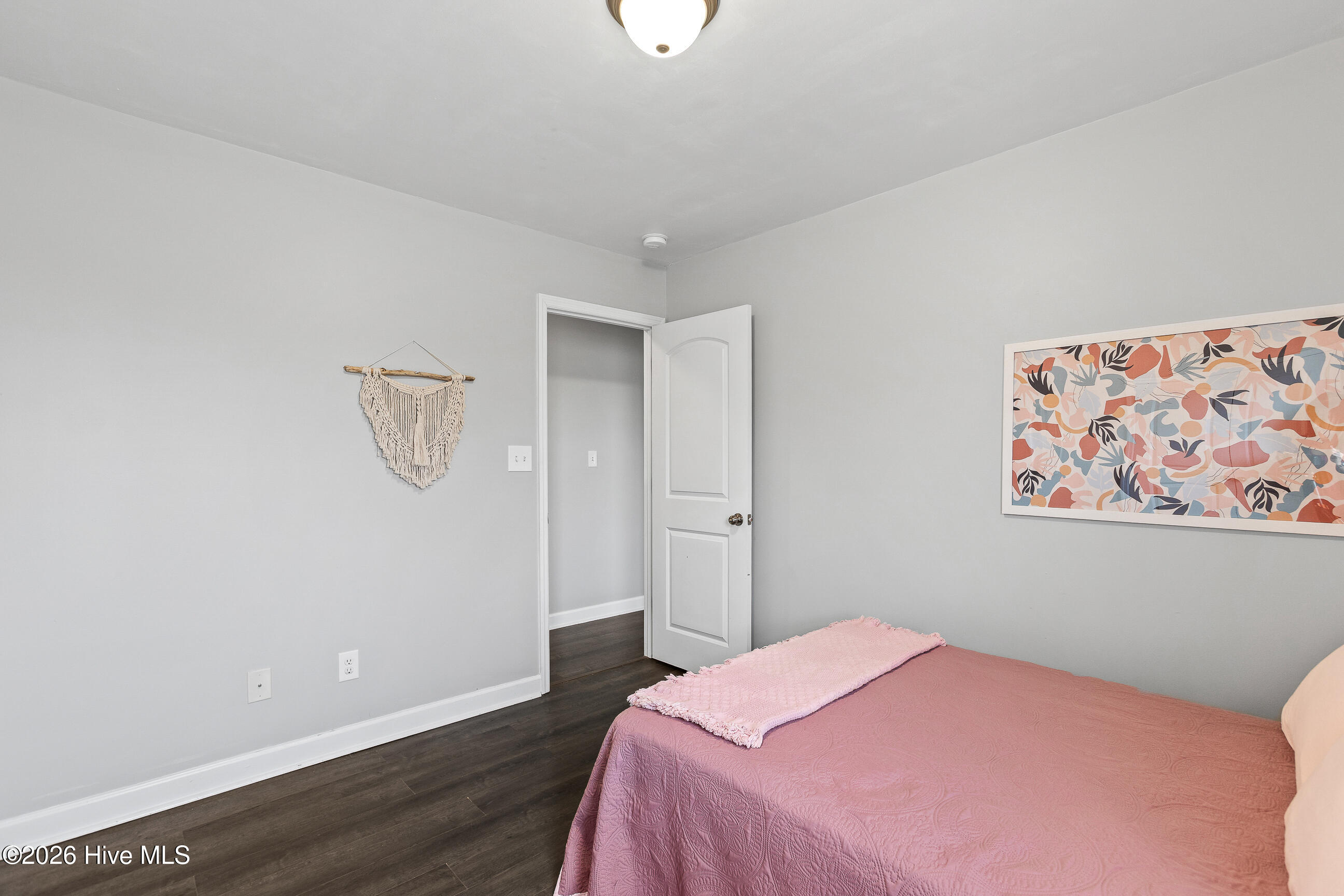 100559472 | Photo 19