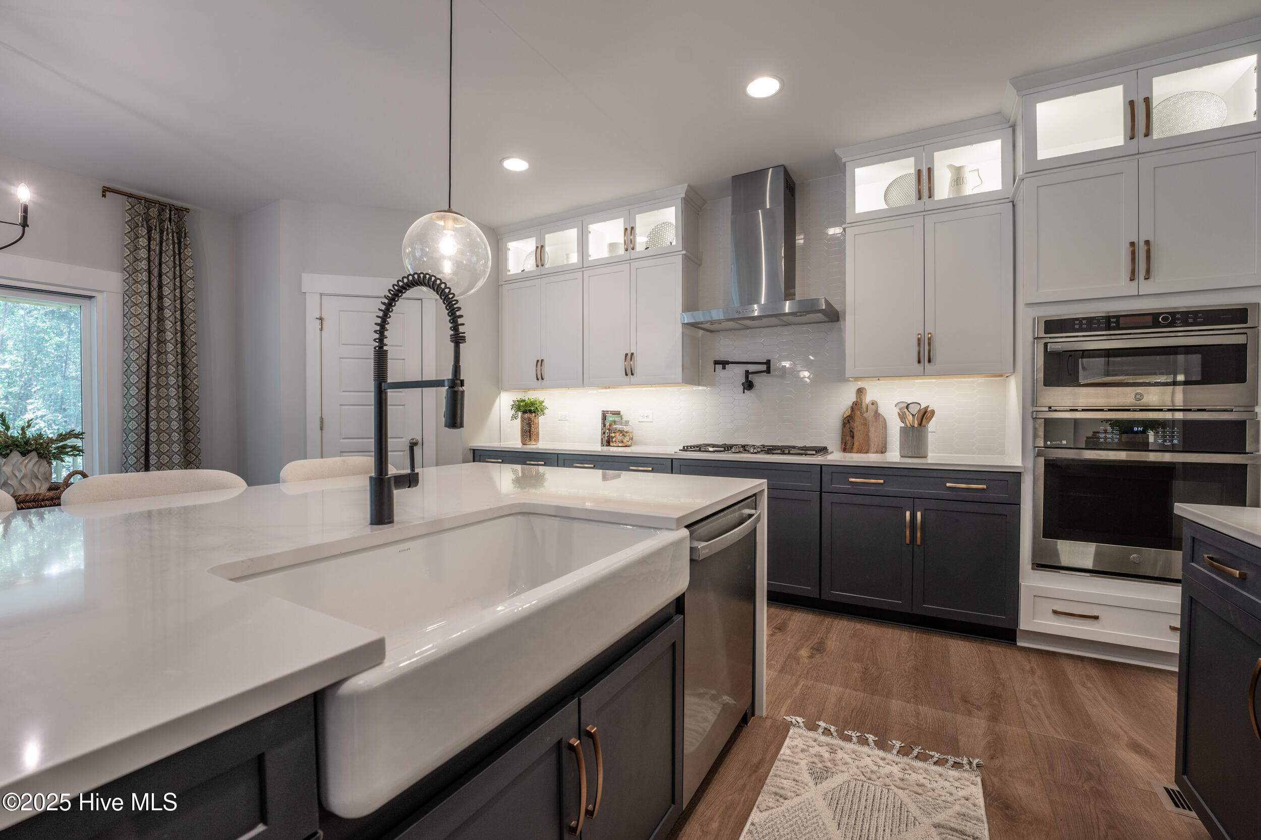(8) - Grayson by HHHunt Homes- Kitchen