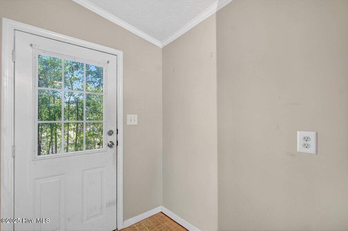 100539817 | Photo 24