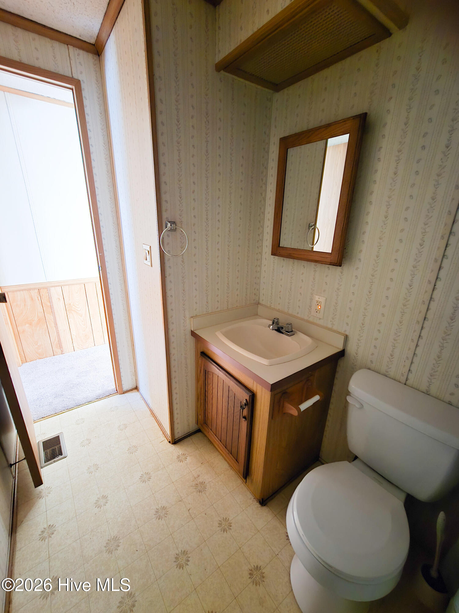 100552287 | Photo 20