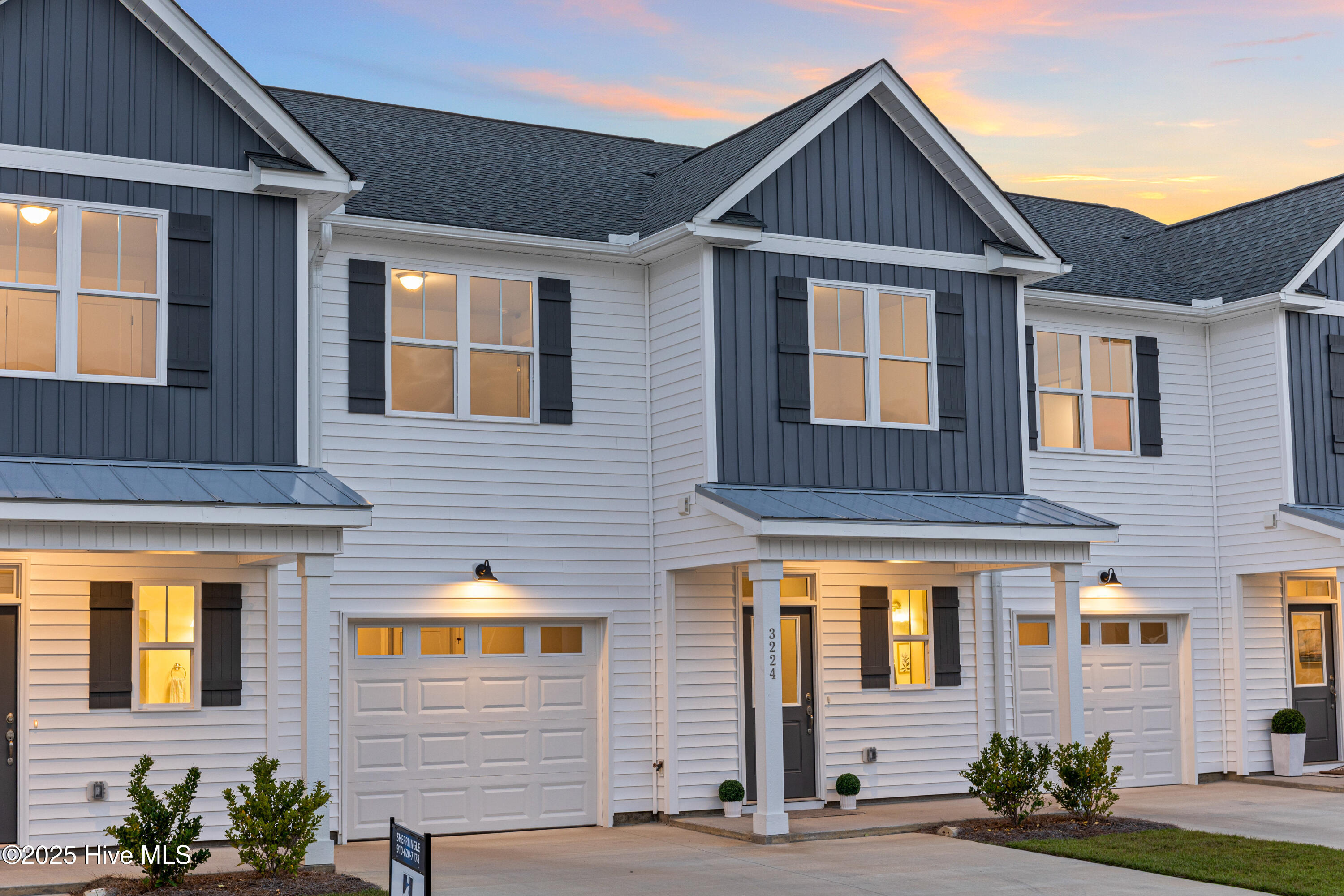 100526492 | Photo 31