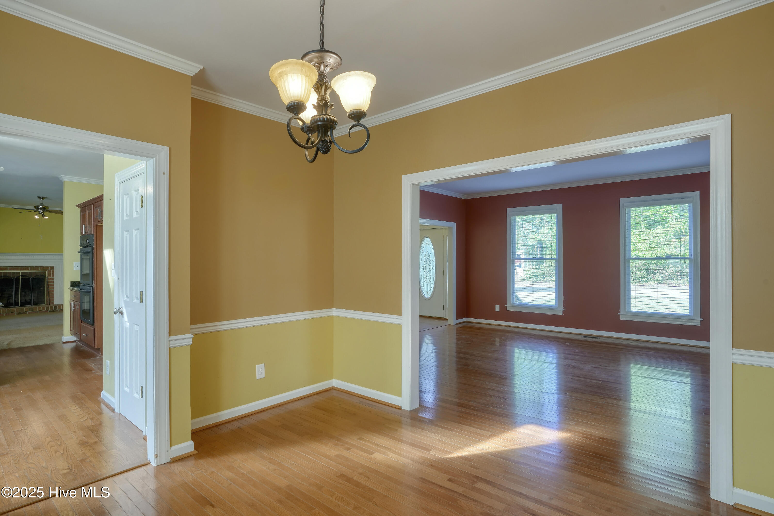 950 Eton - Interior - Edited_19