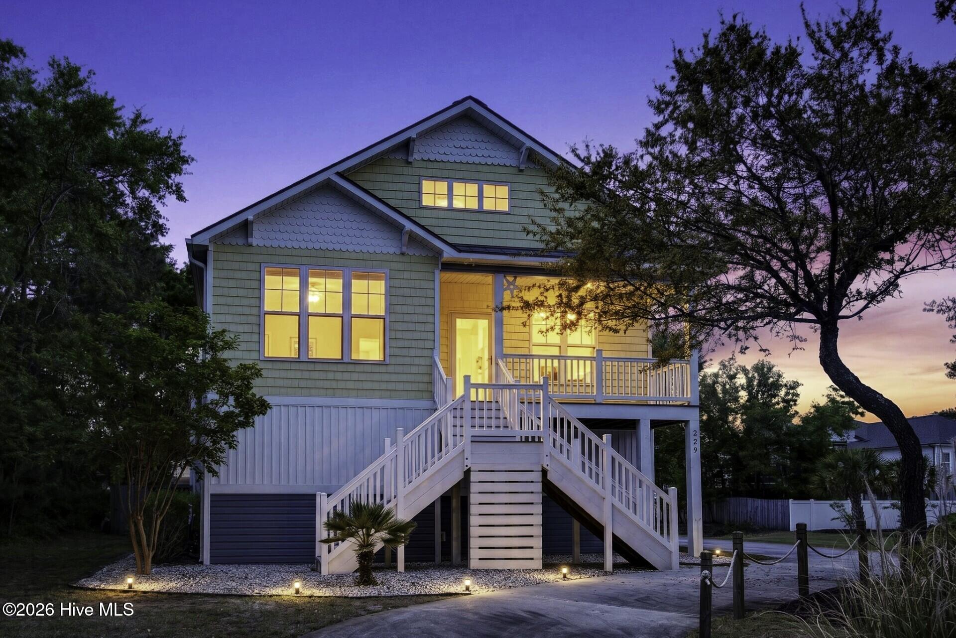 229 NE 43rd Street image