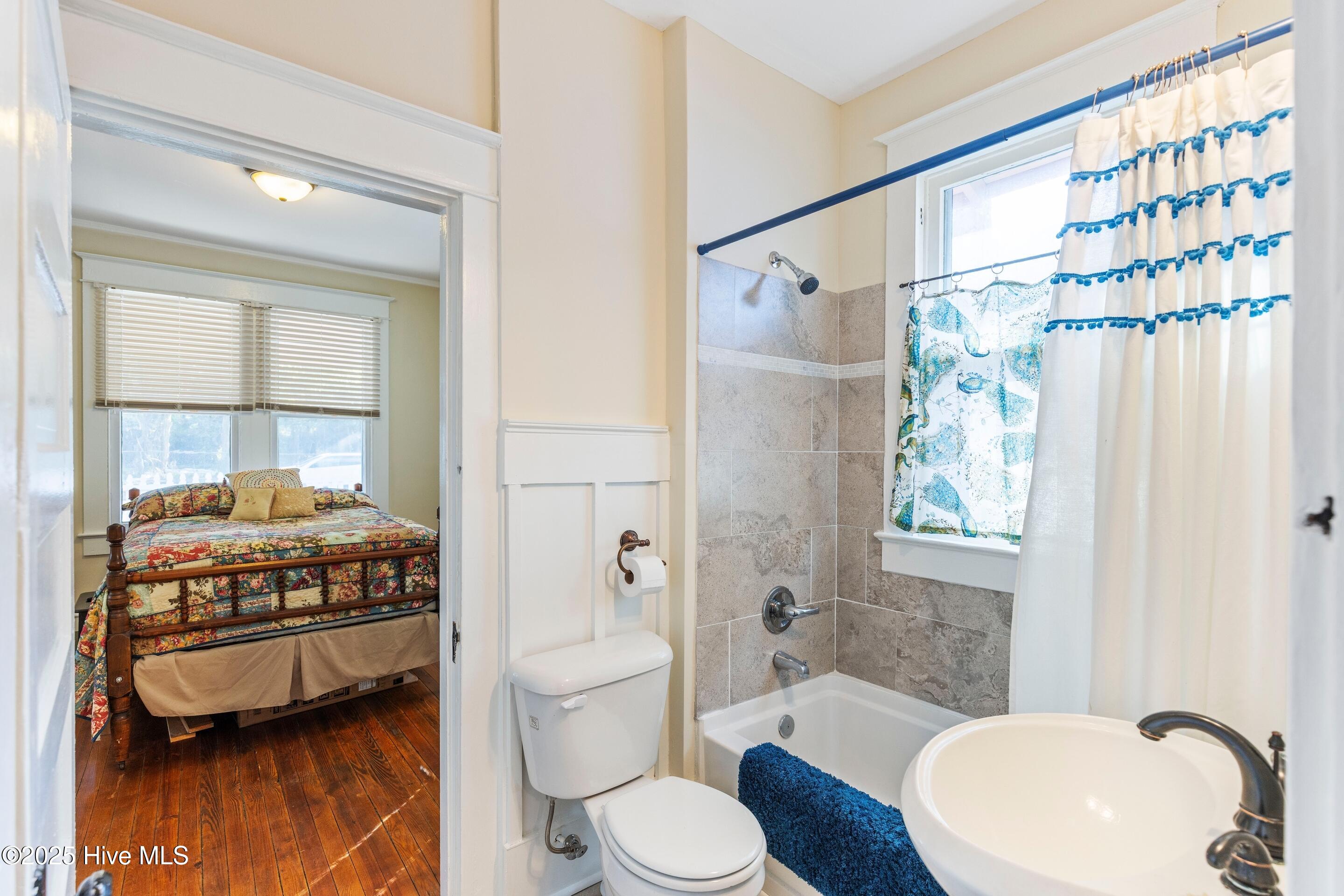 100541674 | Photo 30