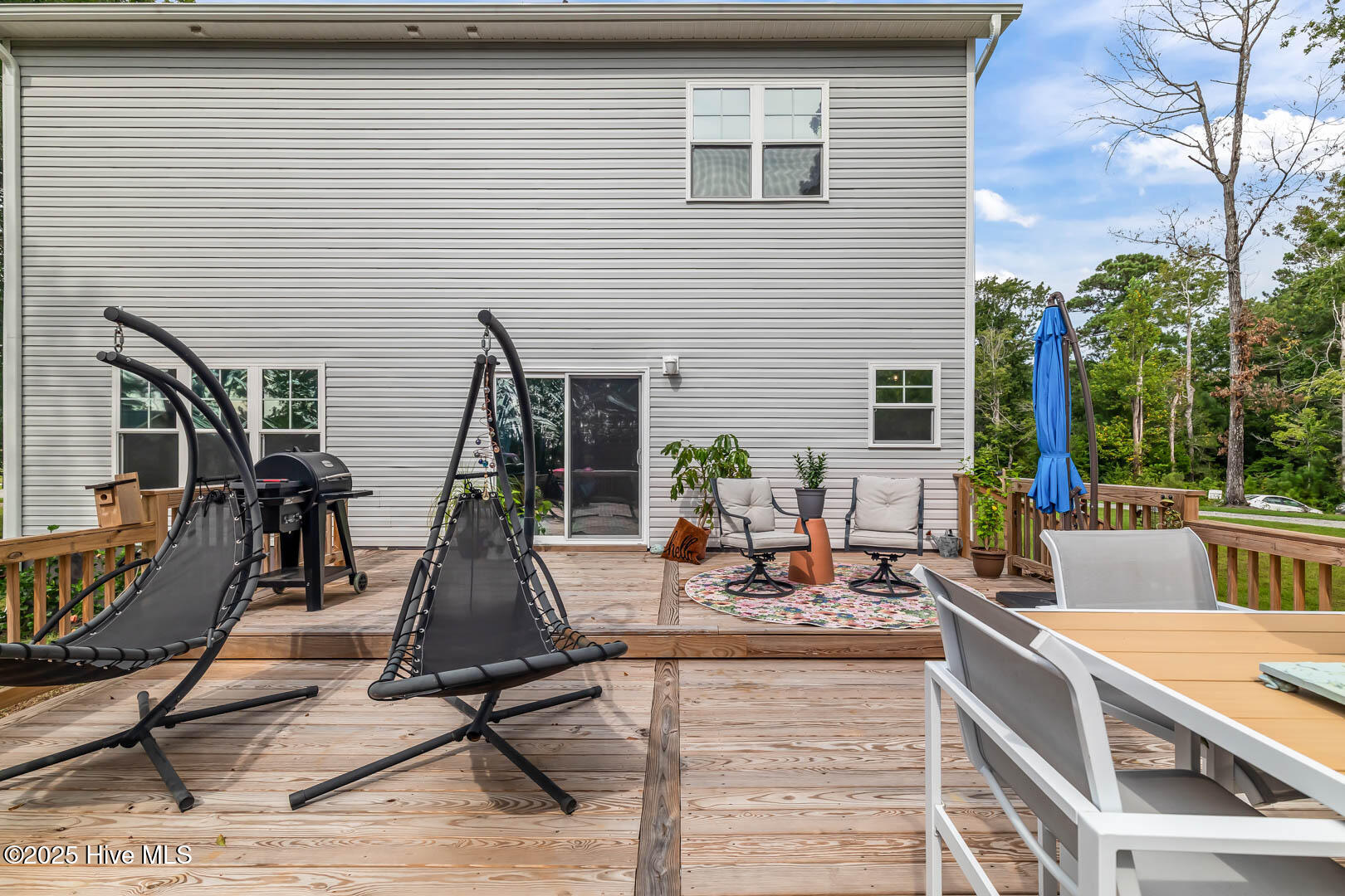 100544097 | Photo 61