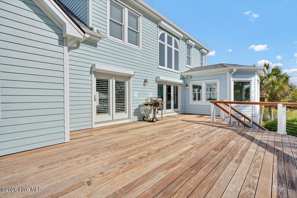 100563942 | Photo 28