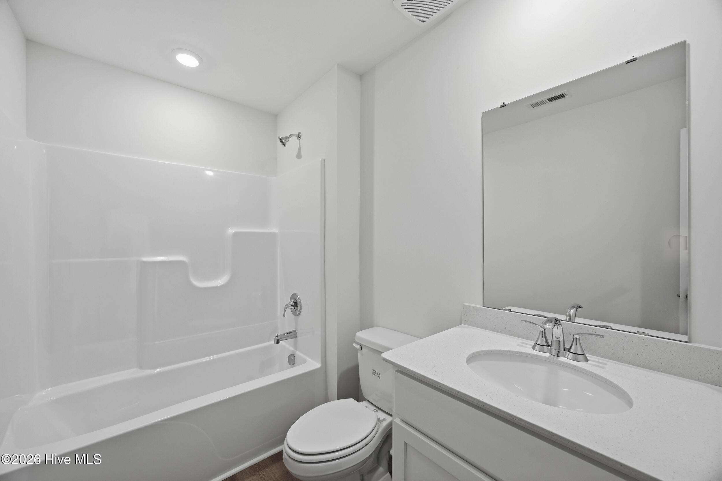 100546263 | Photo 15