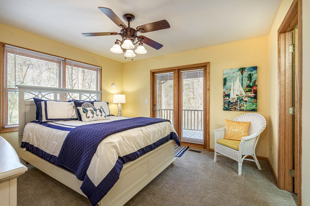 Main level primary ensuite