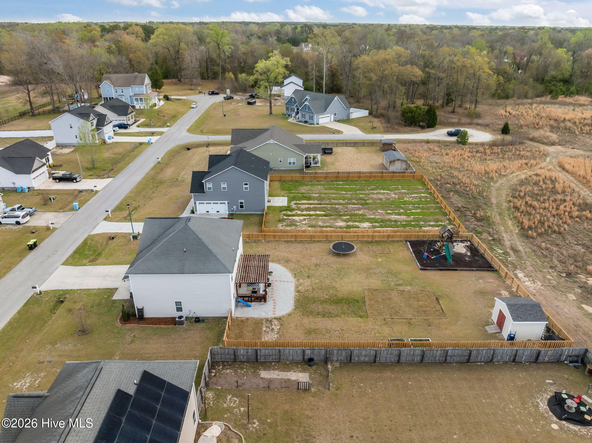 100560524 | Photo 56