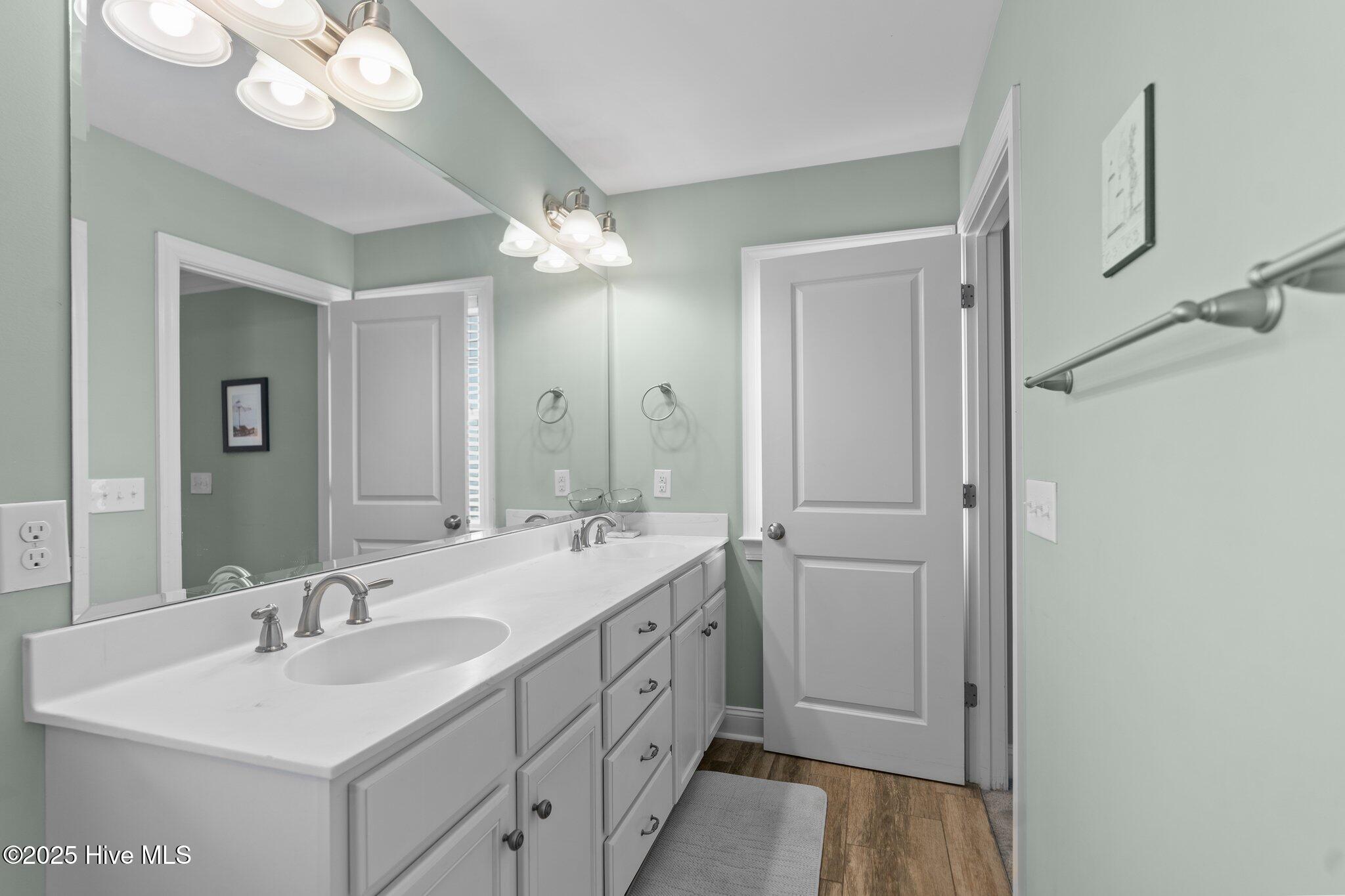 911 Ocean Boulevard W, Holden Beach, NC 28462 – photo 22: 16-web-or-mls-DSC09041