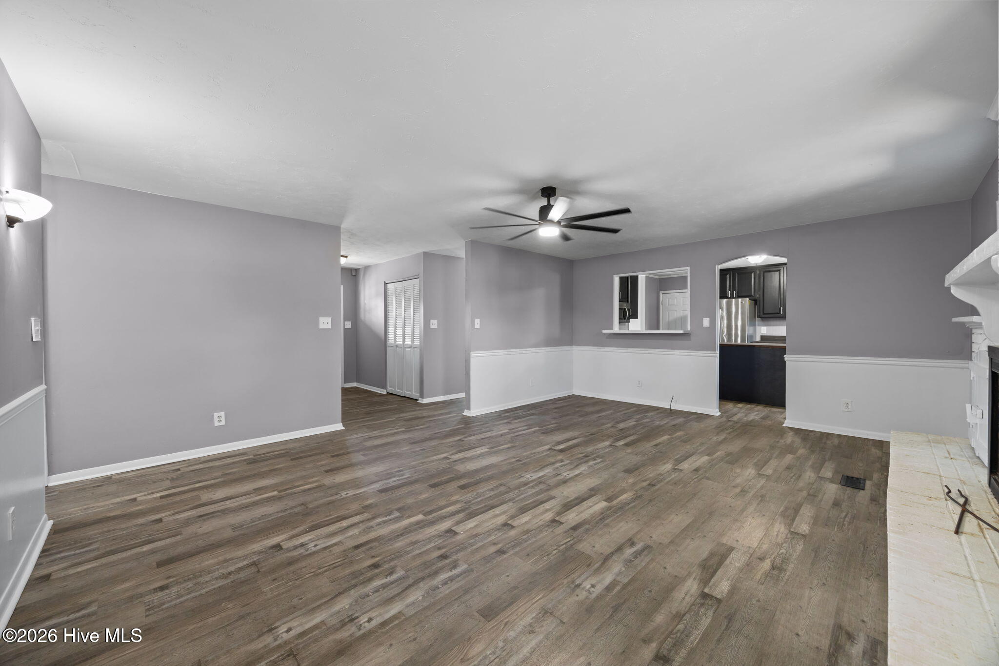 100553623 | Photo 22