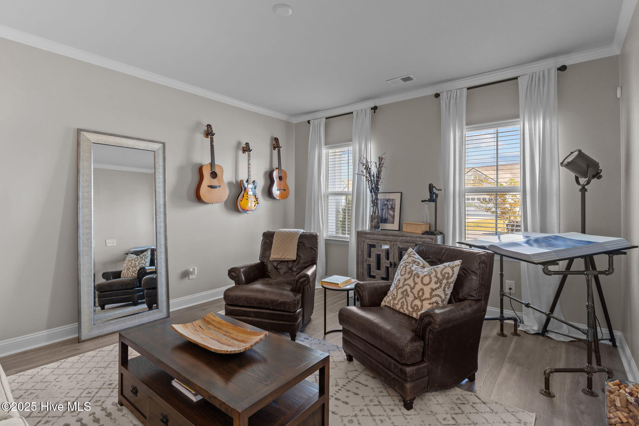 100531839 | Photo 46