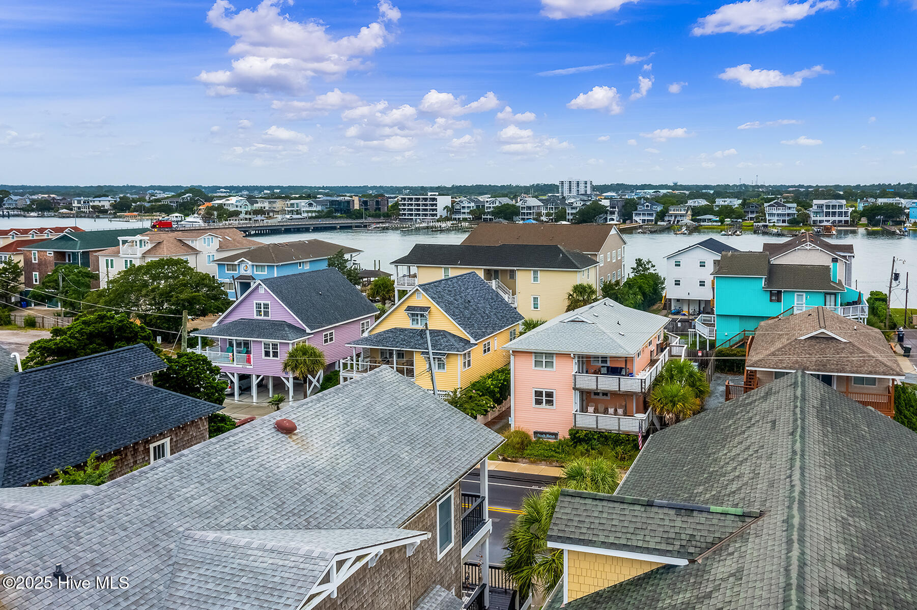 100526656 | Photo 15