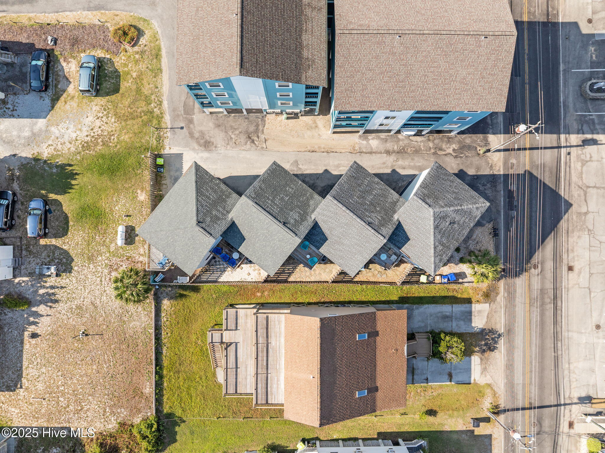 100531812 | Photo 40