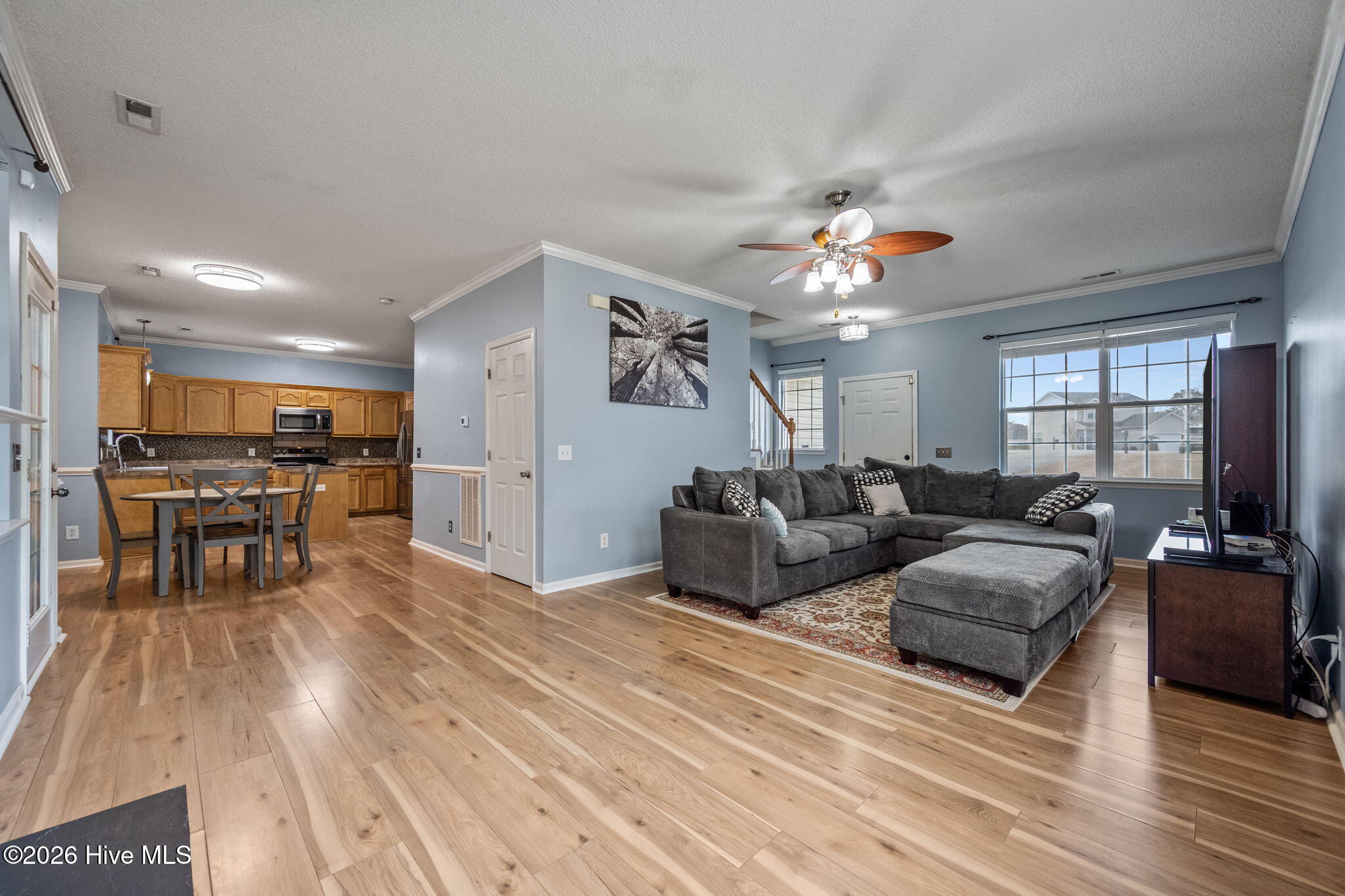 100552241 | Photo 10