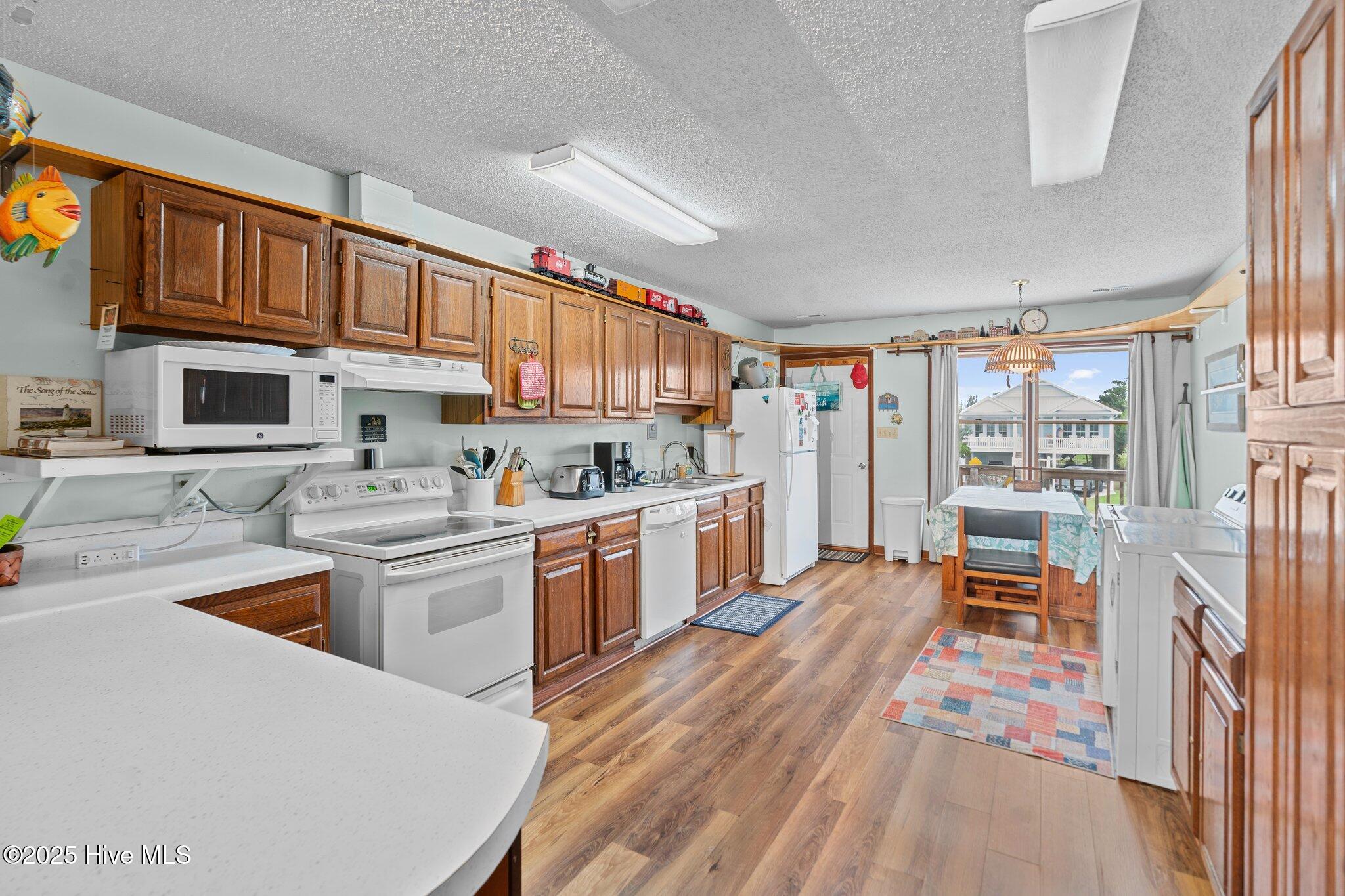 100513901 | Photo 19