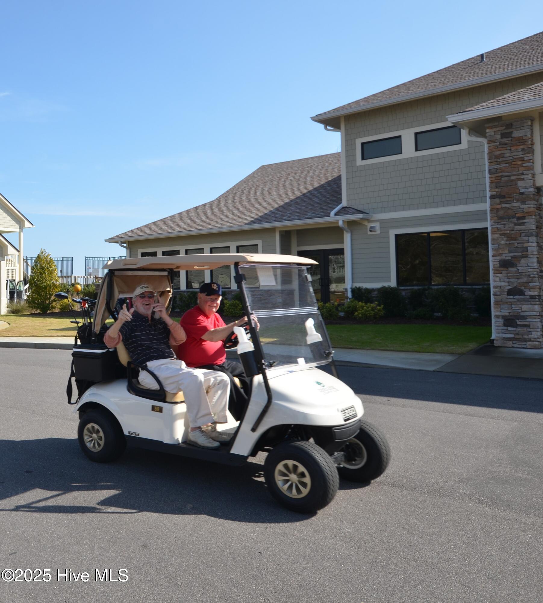 100533806 | Photo 36