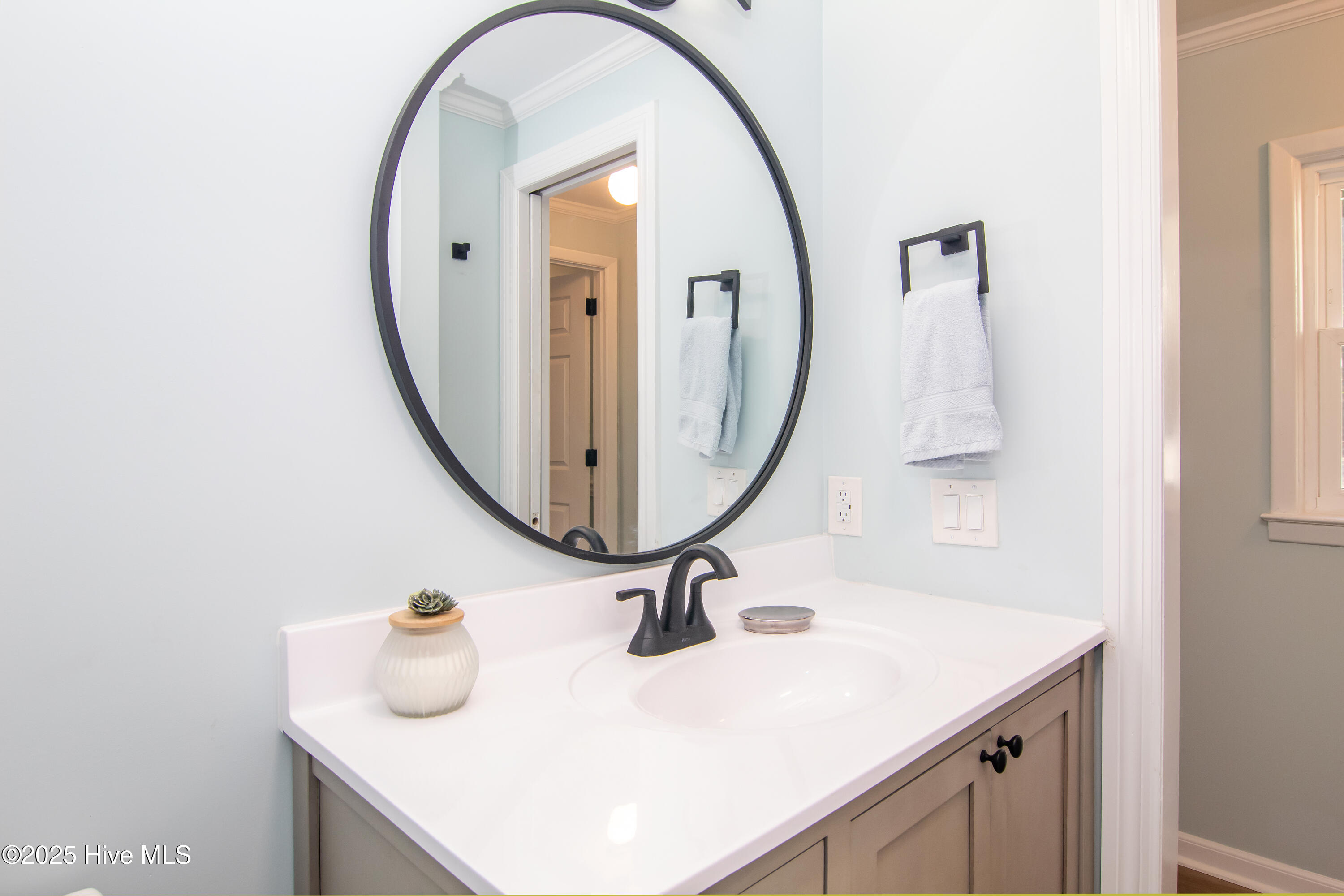 100545586 | Photo 37