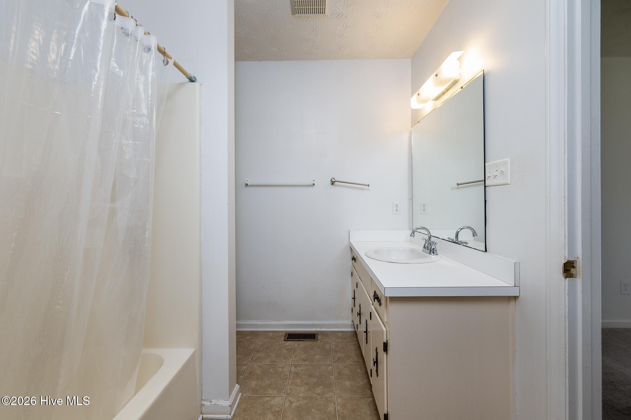 2013 Ridge Road,New Bern